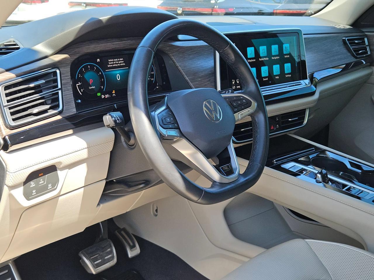 2024 Volkswagen Atlas 2.0T SEL Premium R-Line San Antonio TX