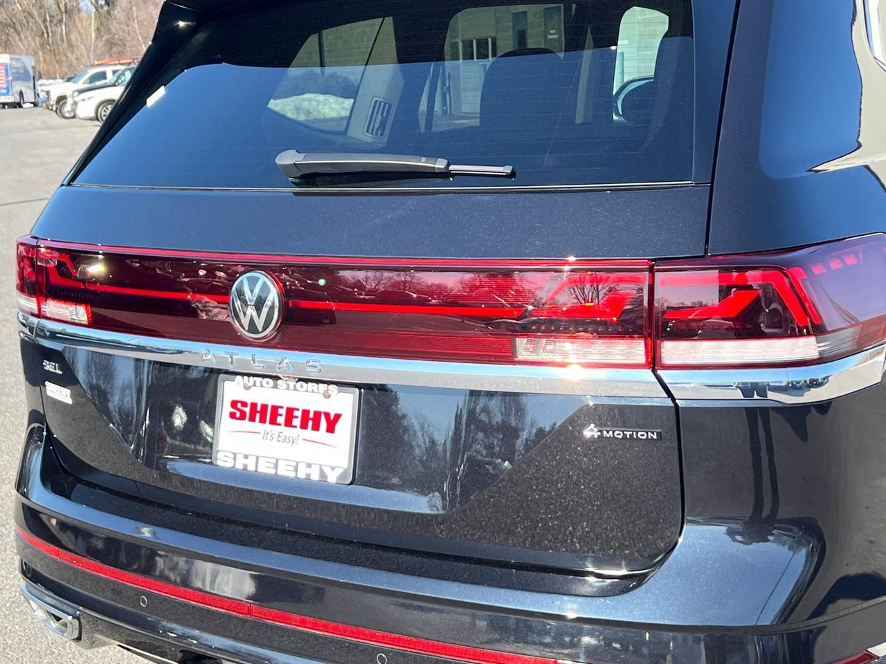 2024 Volkswagen Atlas 2.0T SEL Premium R-Line Hagerstown MD