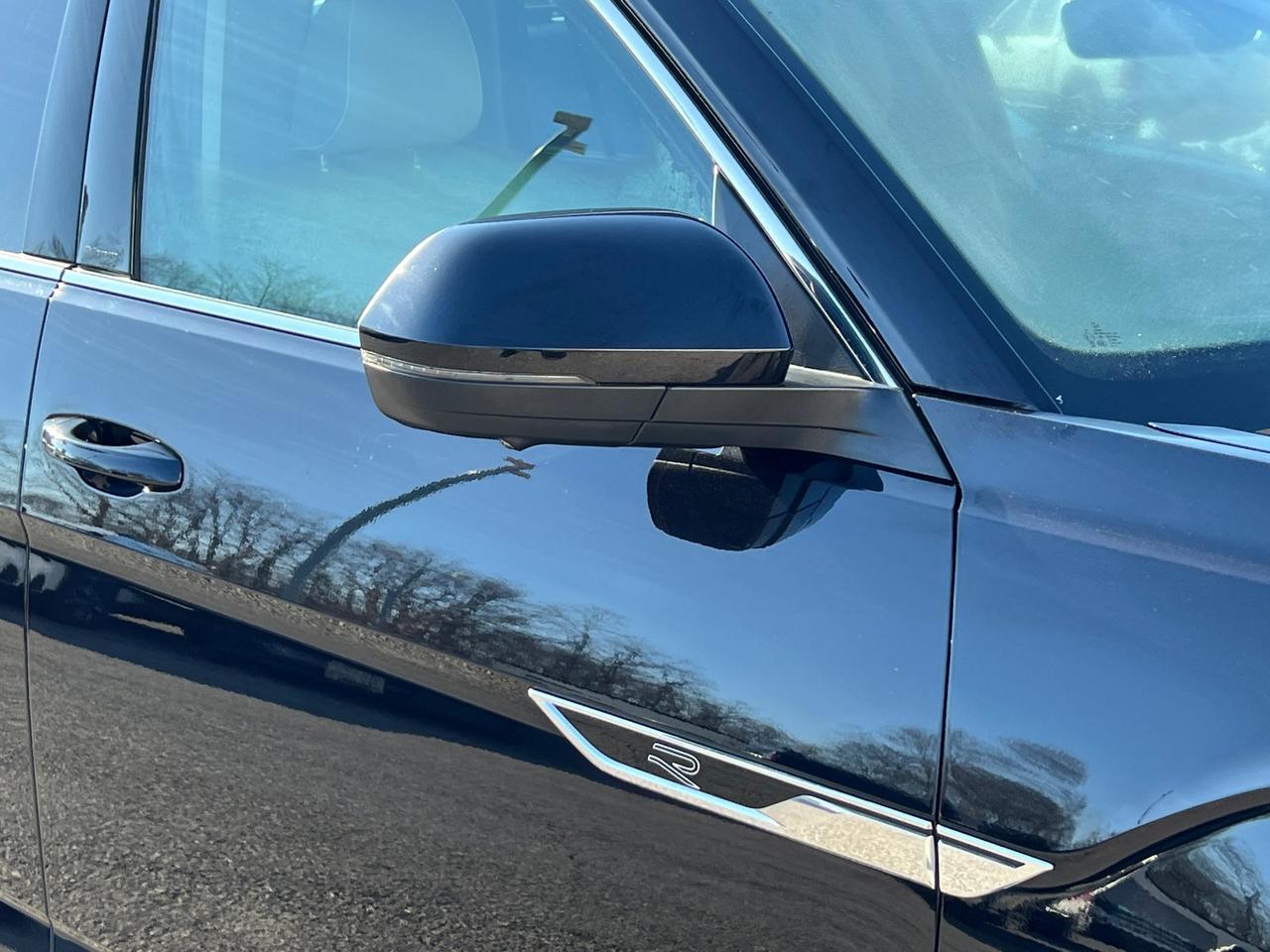 2024 Volkswagen Atlas 2.0T SEL Premium R-Line Hagerstown MD