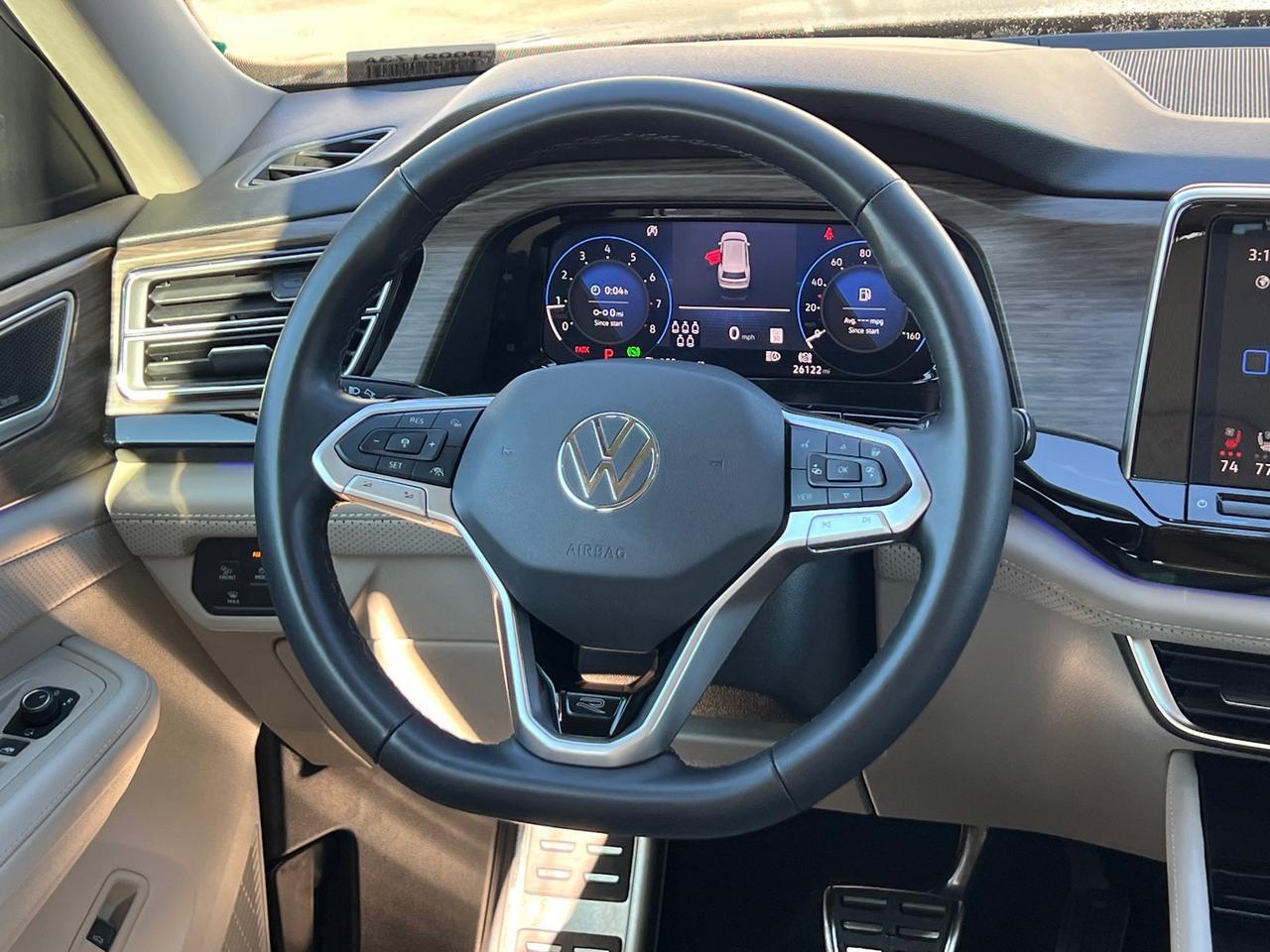 2024 Volkswagen Atlas 2.0T SEL Premium R-Line Hagerstown MD