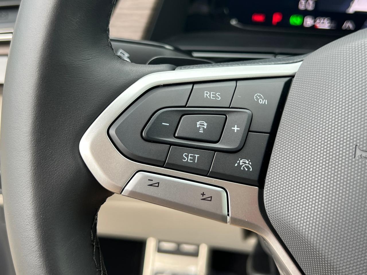 2024 Volkswagen Atlas 2.0T SEL Premium R-Line Hagerstown MD