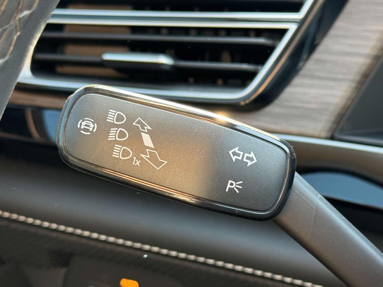 2024 Volkswagen Atlas 2.0T SEL Premium R-Line Fredericksburg VA