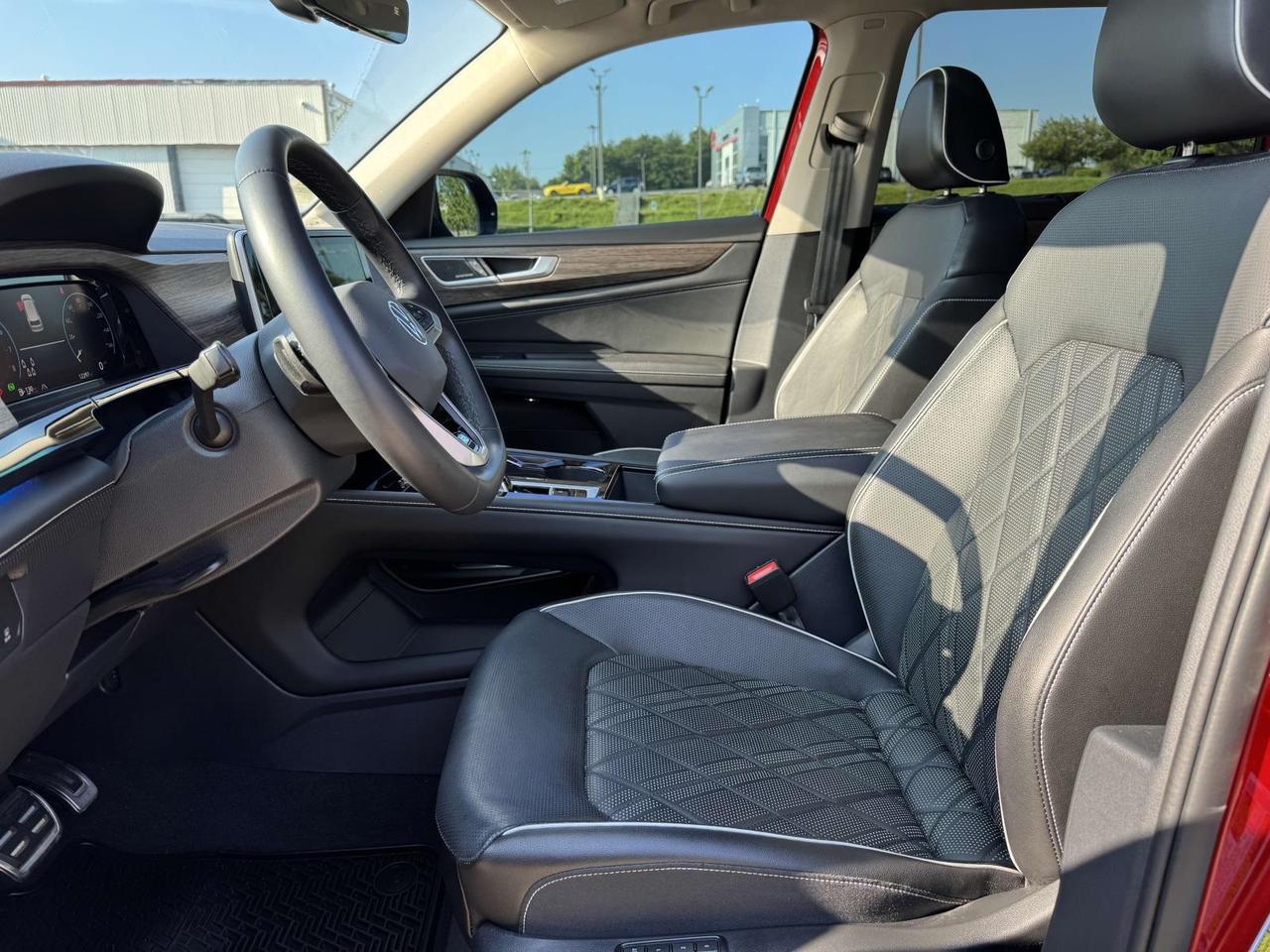 2024 Volkswagen Atlas 2.0T SEL Premium R-Line Fredericksburg VA