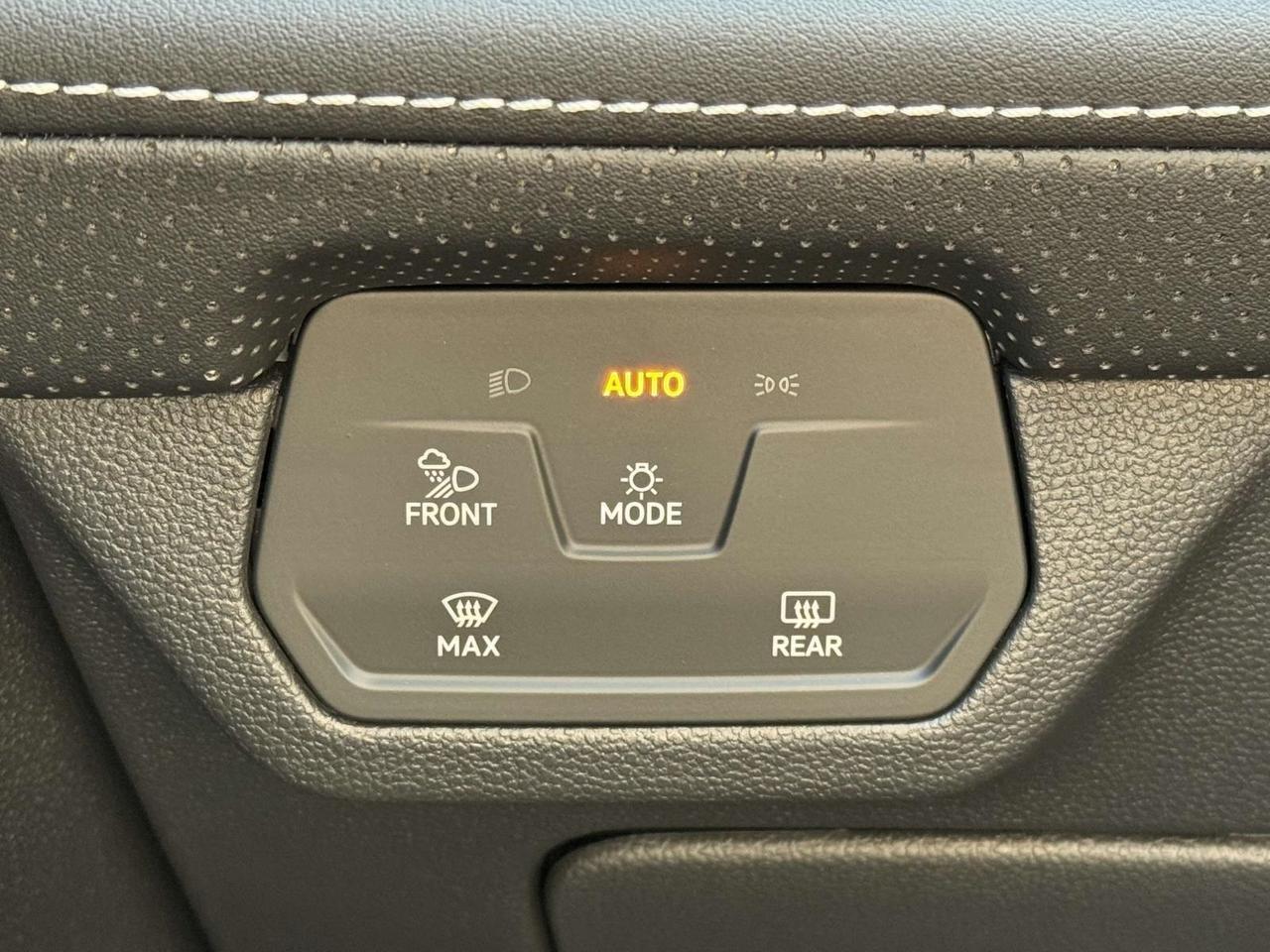 2024 Volkswagen Atlas 2.0T SEL Premium R-Line Fredericksburg VA