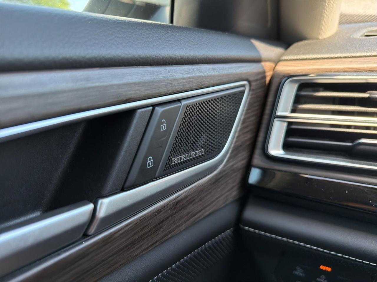 2024 Volkswagen Atlas 2.0T SEL Premium R-Line Ashland VA