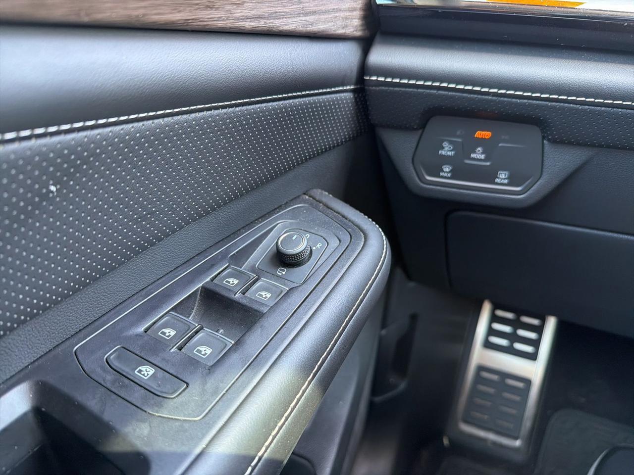 2024 Volkswagen Atlas 2.0T SEL Premium R-Line Ashland VA