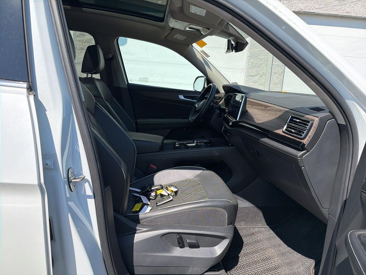 2024 Volkswagen Atlas 2.0T SEL Premium R-Line Ashland VA