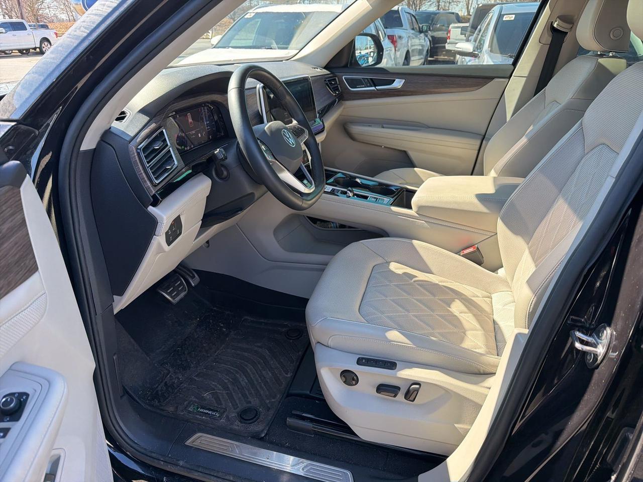 2024 Volkswagen Atlas 2.0T SEL Premium R-Line Gaithersburg MD