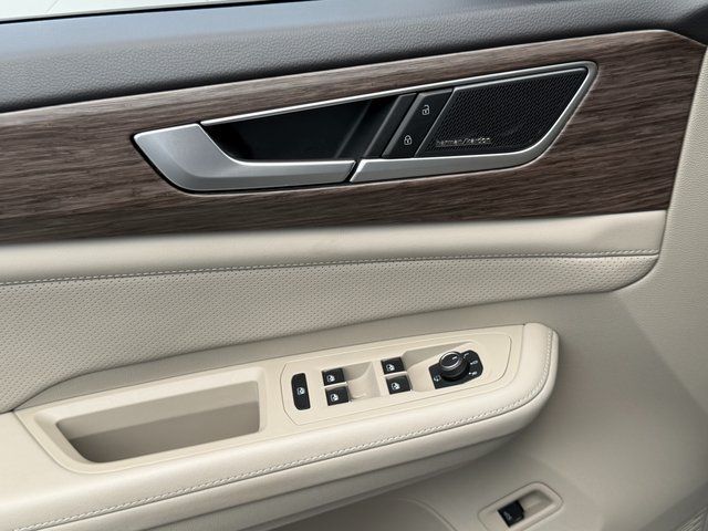 2024 Volkswagen Atlas 2.0T SEL Premium R-Line Springfield VA