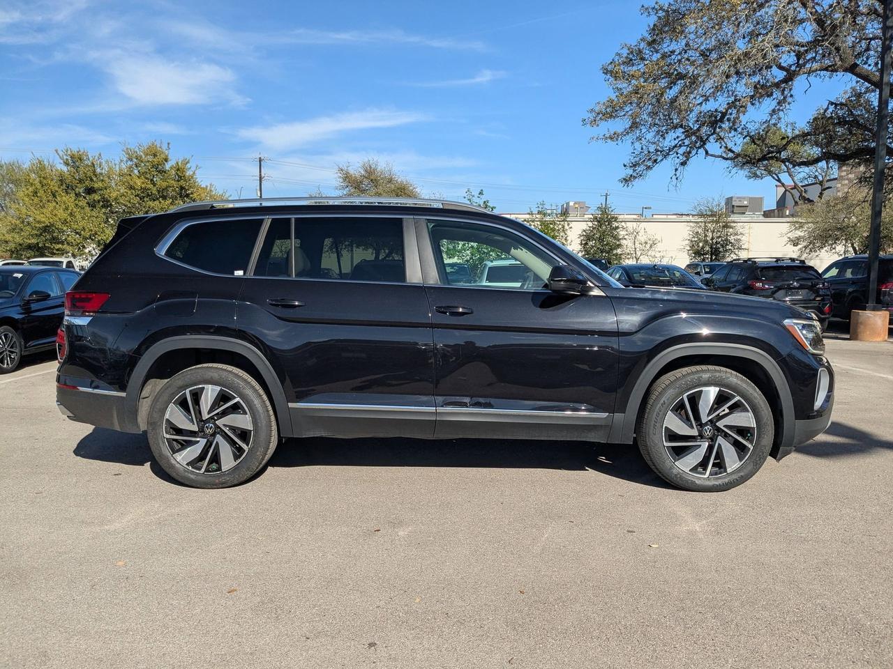 2024 Volkswagen Atlas 2.0T SEL