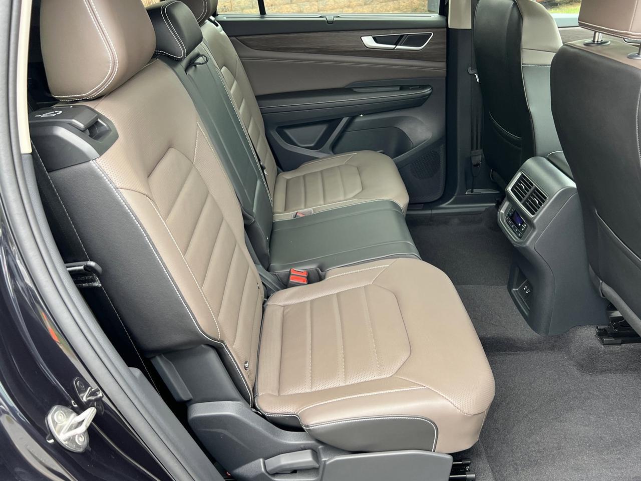 2024 Volkswagen Atlas 2.0T SEL Hagerstown MD