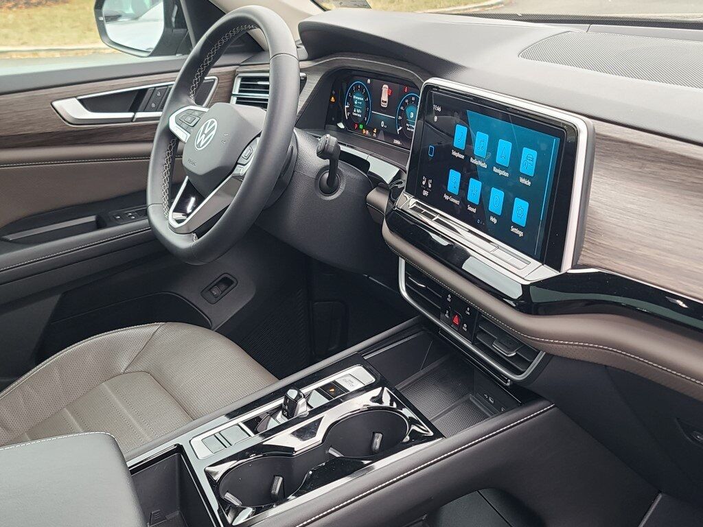 2024 Volkswagen Atlas 2.0T SEL Springfield VA
