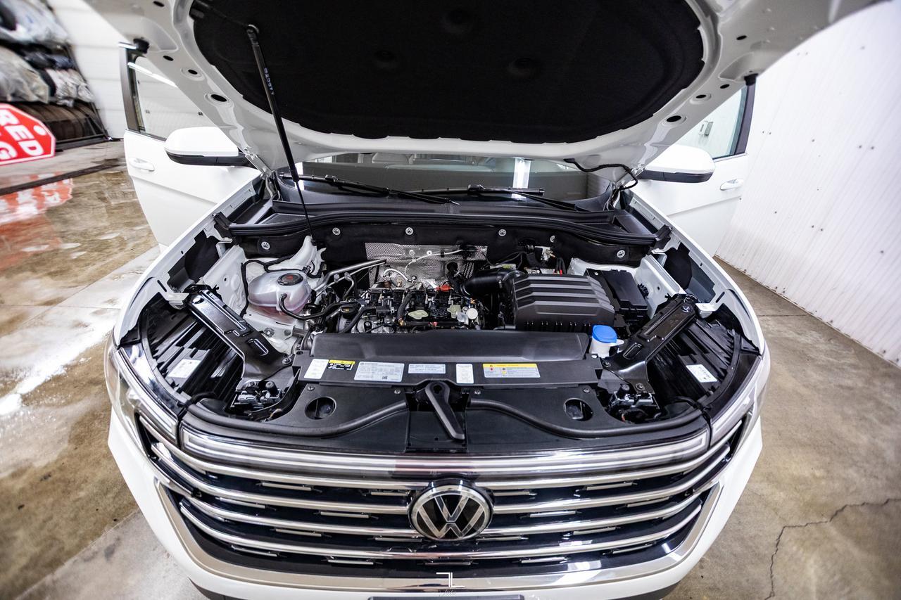 2024 Volkswagen Atlas 4Motion Highline Leather Roof Nav BCam Red Deer AB