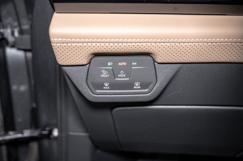 2024 Volkswagen Atlas Cross Sport 2.0T SE 4MOTION SUV Peoria AZ