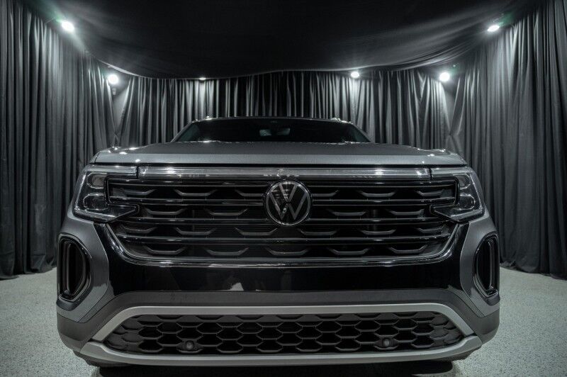 2024 Volkswagen Atlas Cross Sport 2.0T SE 4MOTION SUV Peoria AZ