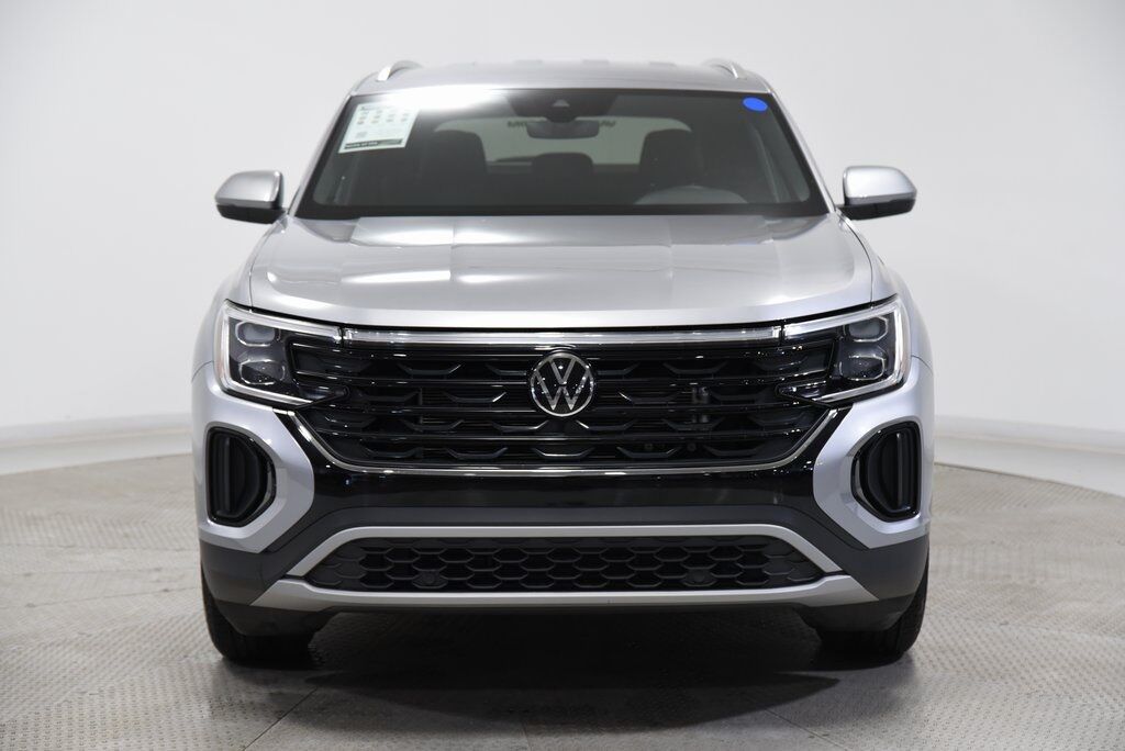 2024 Volkswagen Atlas Cross Sport 2.0T SE Akron