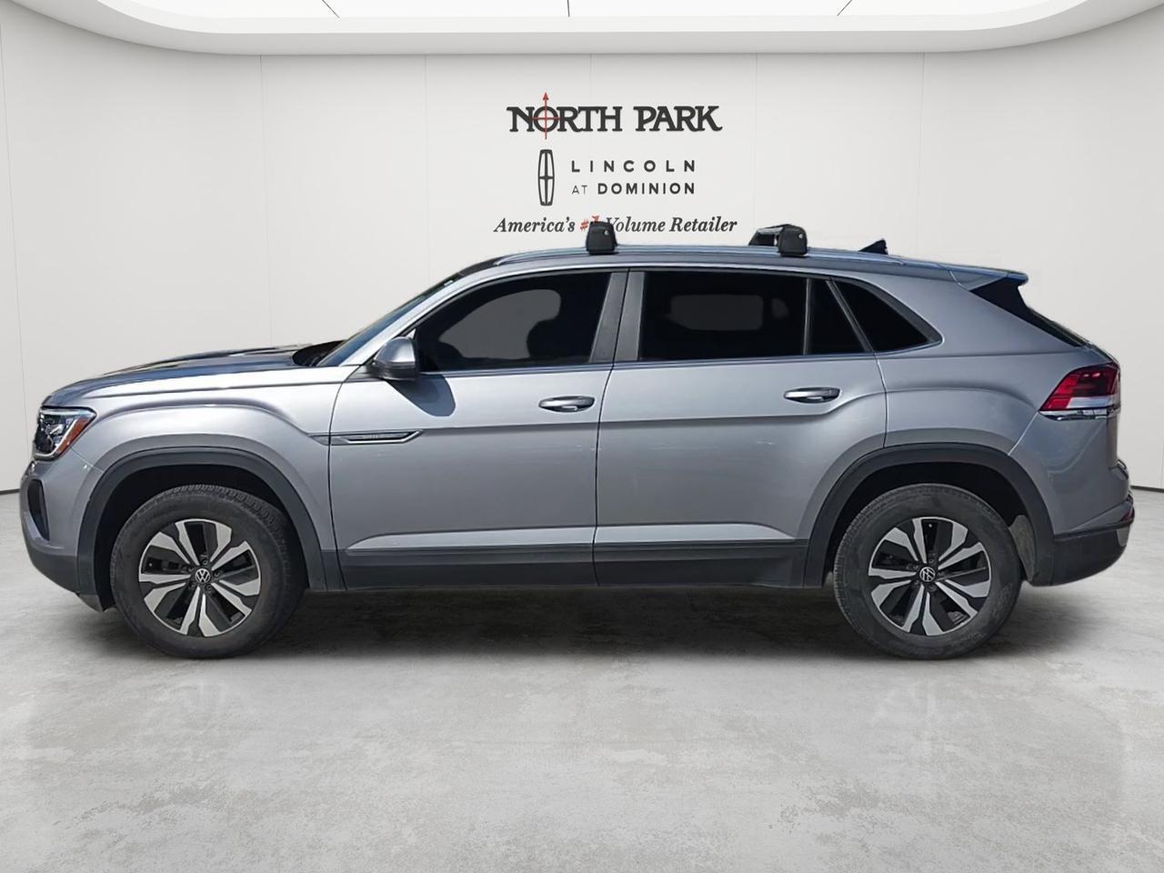 2024 Volkswagen Atlas Cross Sport 2.0T SE