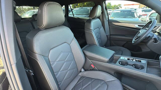 2024 Volkswagen Atlas Cross Sport 2.0T SE San Antonio TX