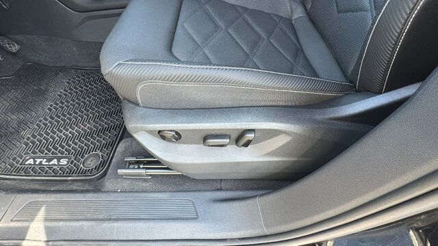 2024 Volkswagen Atlas Cross Sport 2.0T SE San Antonio TX
