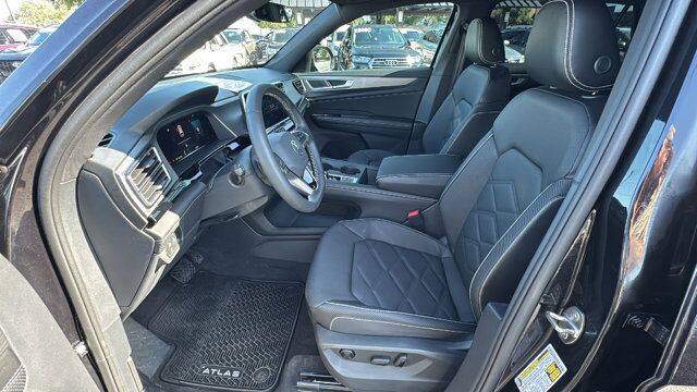 2024 Volkswagen Atlas Cross Sport 2.0T SE San Antonio TX