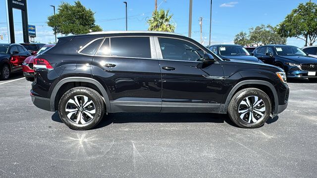 2024 Volkswagen Atlas Cross Sport 2.0T SE San Antonio TX