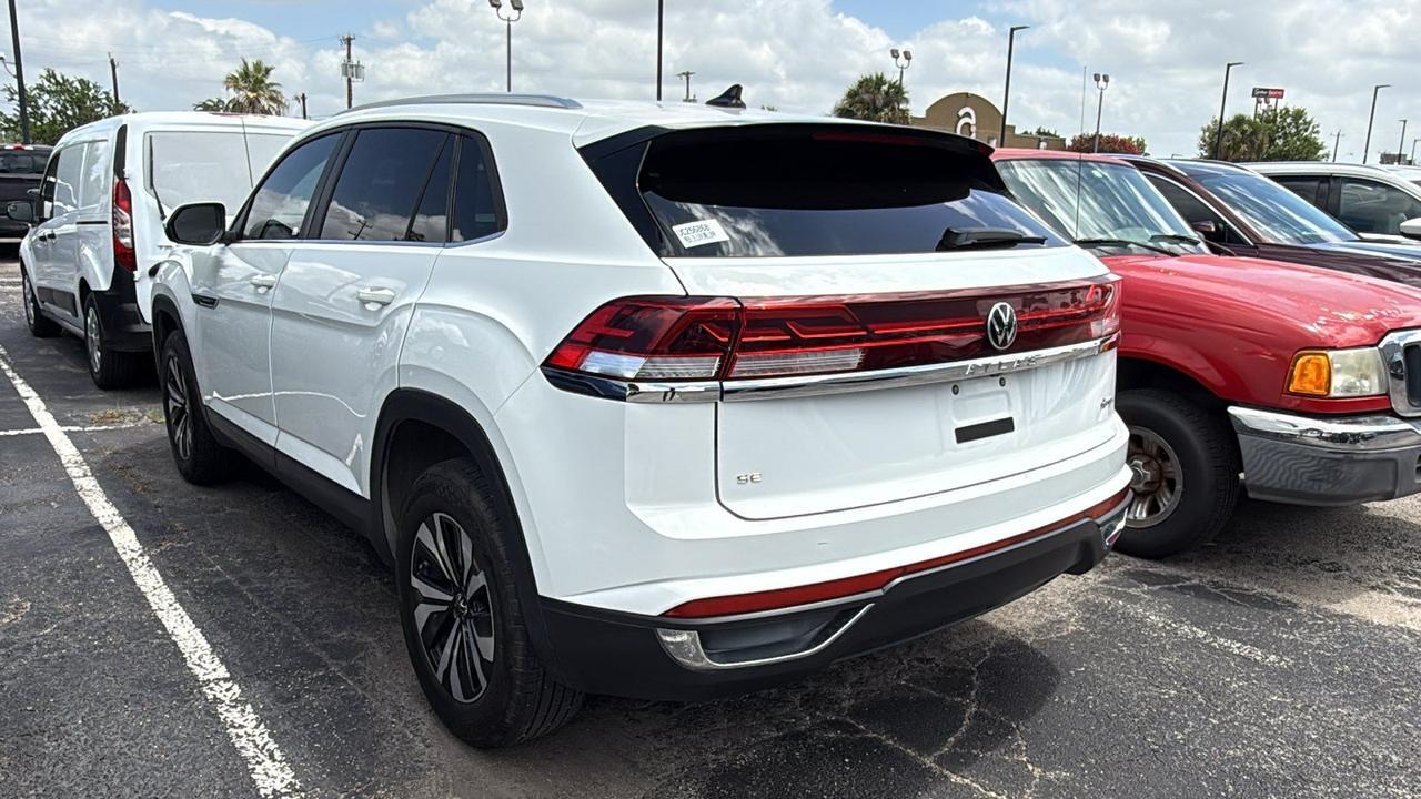 2024 Volkswagen Atlas Cross Sport 2.0T SE