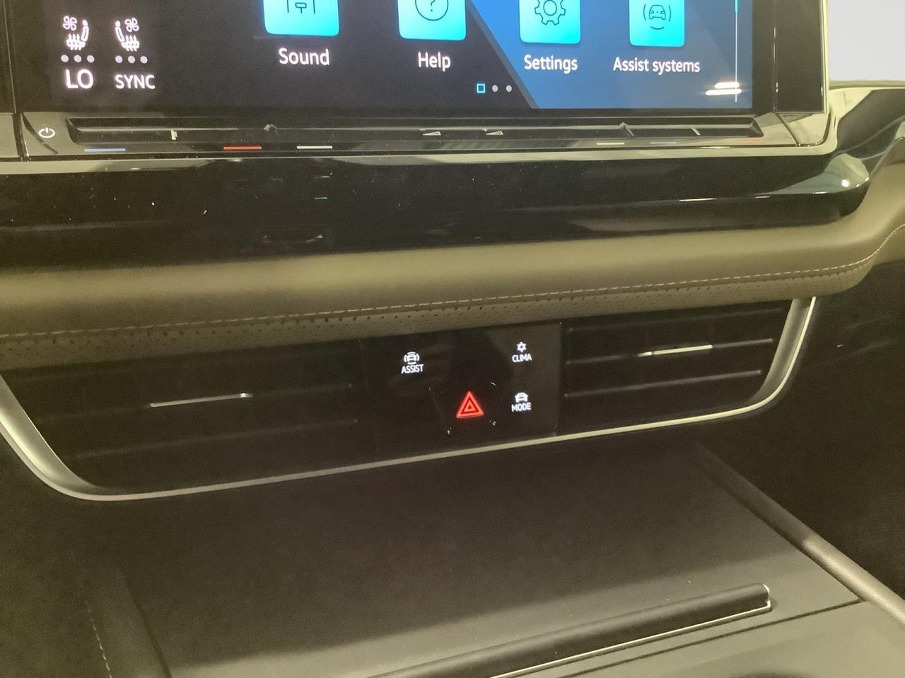 2024 Volkswagen Atlas Cross Sport 2.0T SE New Braunfels TX