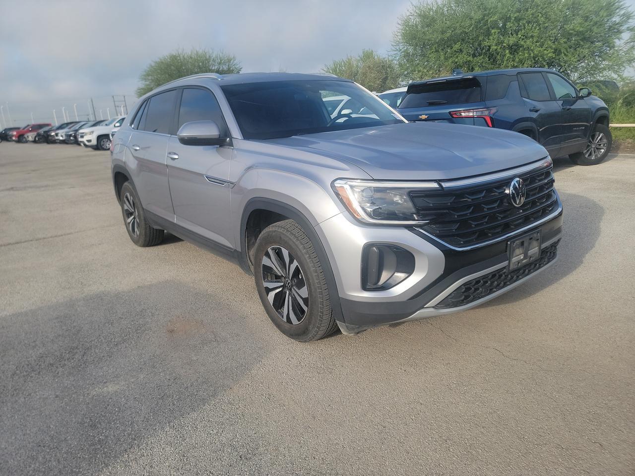 2024 Volkswagen Atlas Cross Sport 2.0T SE