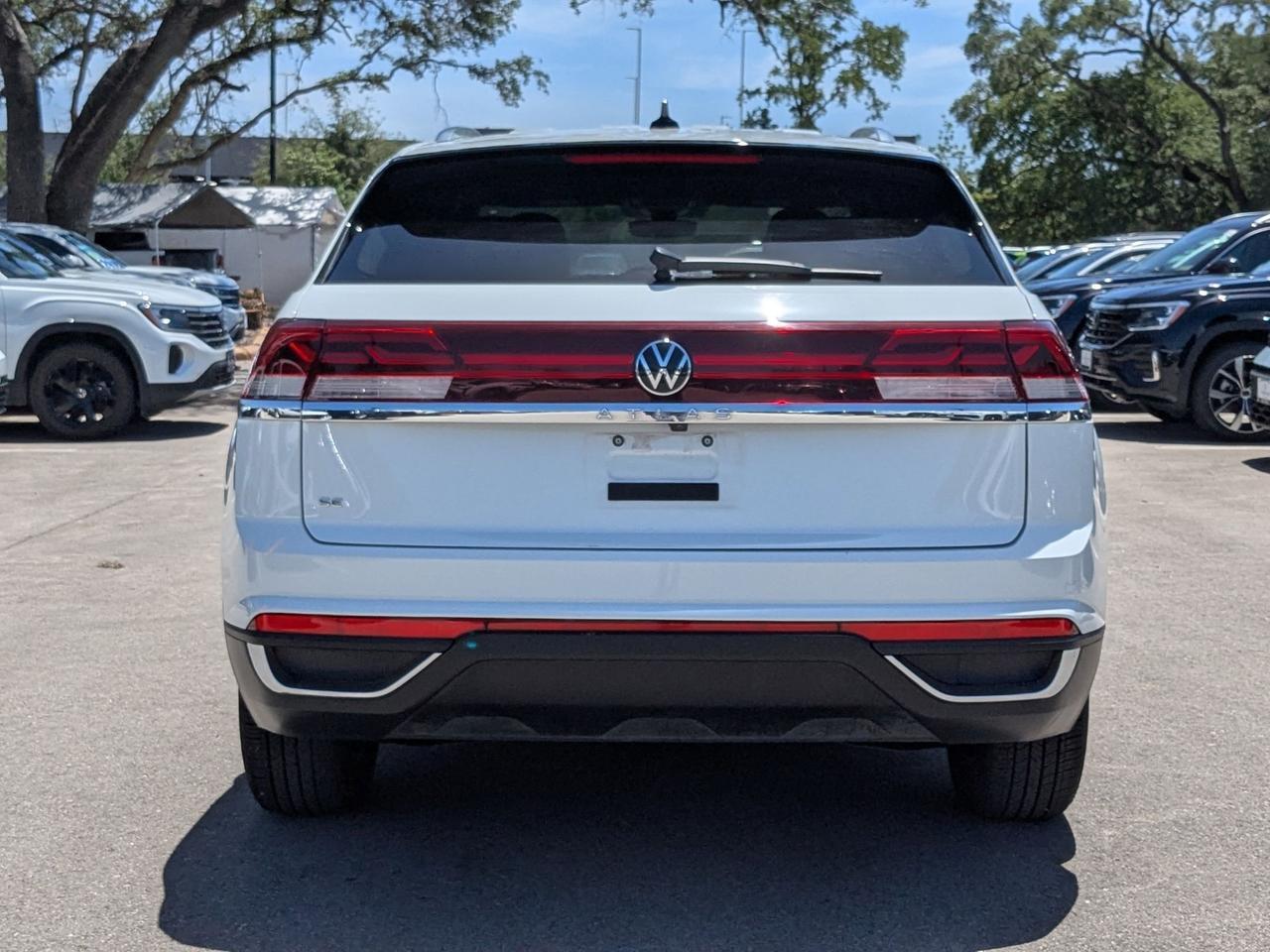 2024 Volkswagen Atlas Cross Sport 2.0T SE San Antonio TX