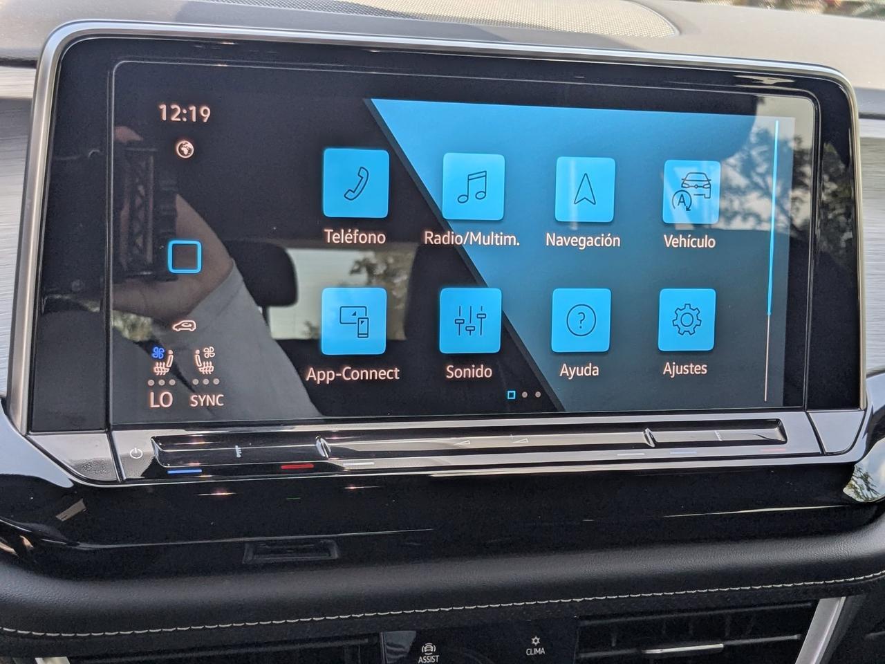 2024 Volkswagen Atlas Cross Sport 2.0T SE San Antonio TX