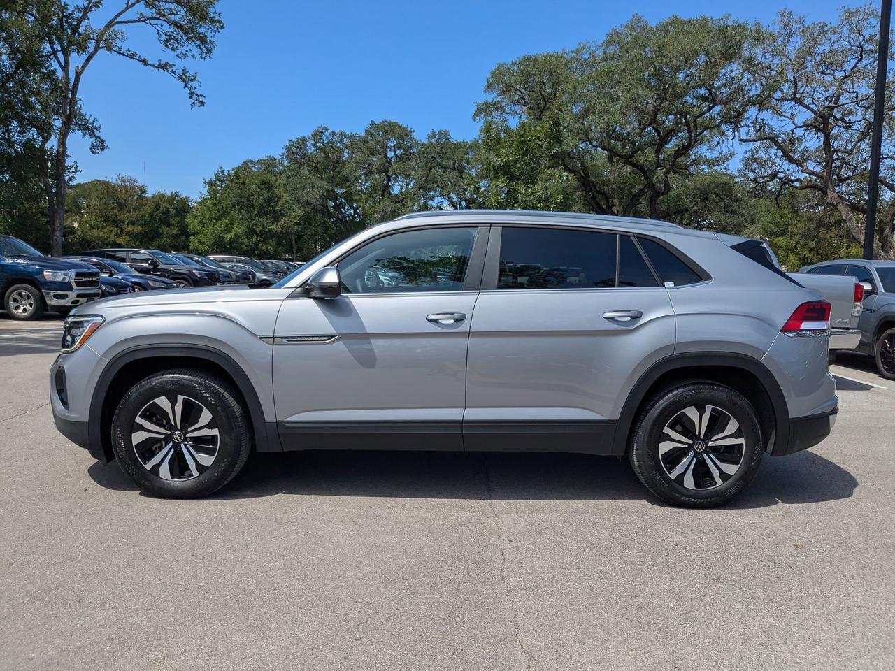 2024 Volkswagen Atlas Cross Sport 2.0T SE San Antonio TX
