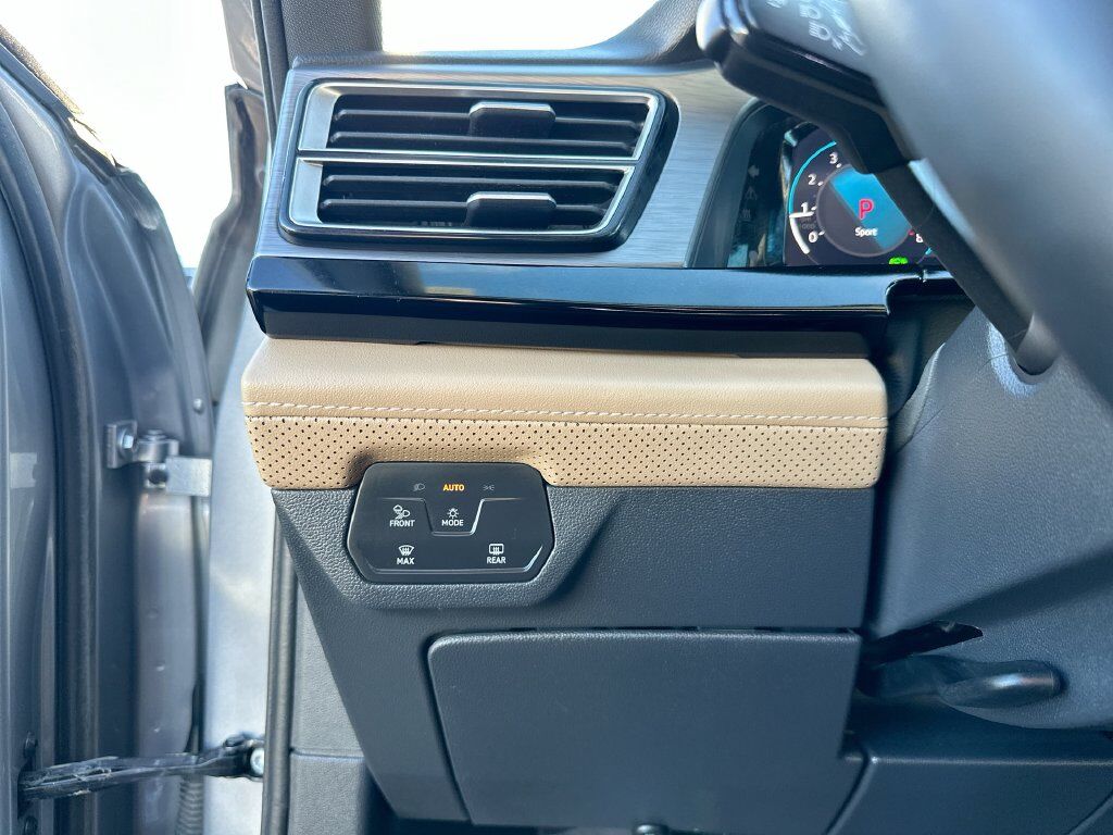 2024 Volkswagen Atlas Cross Sport 2.0T SE Tucson AZ