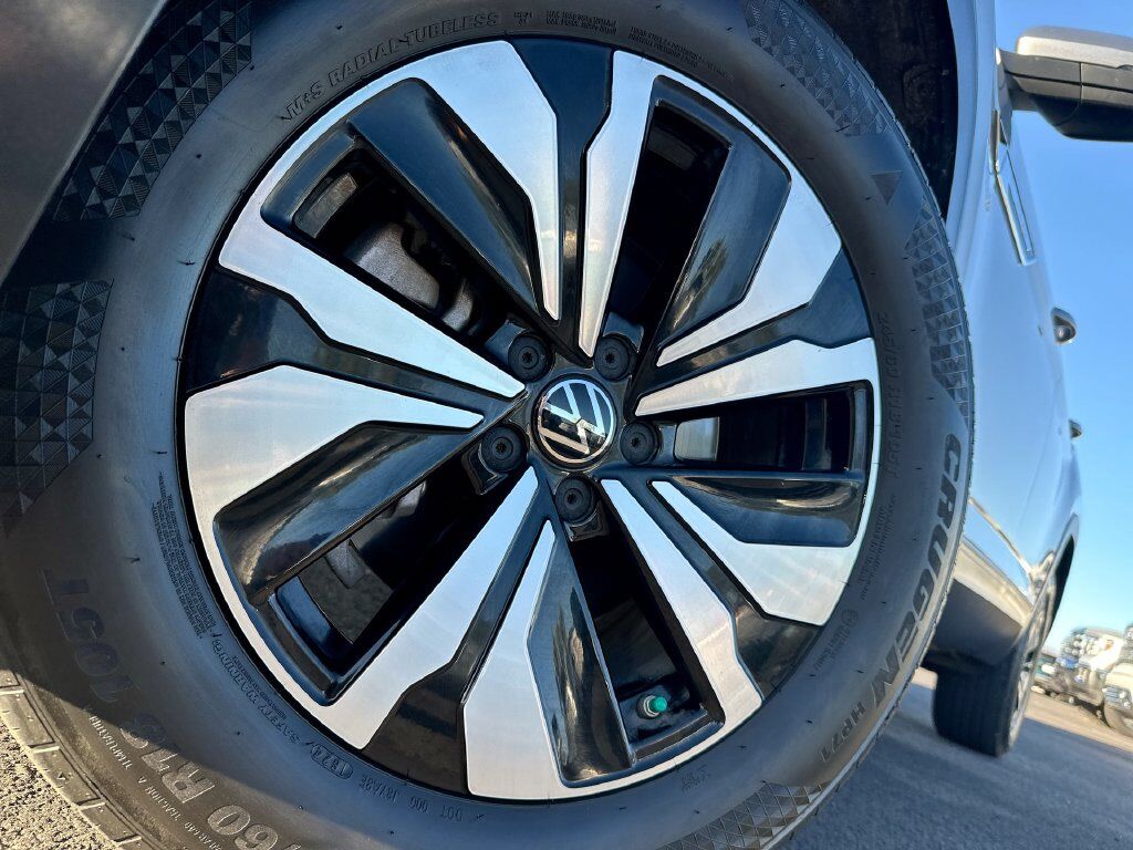 2024 Volkswagen Atlas Cross Sport 2.0T SE Tucson AZ