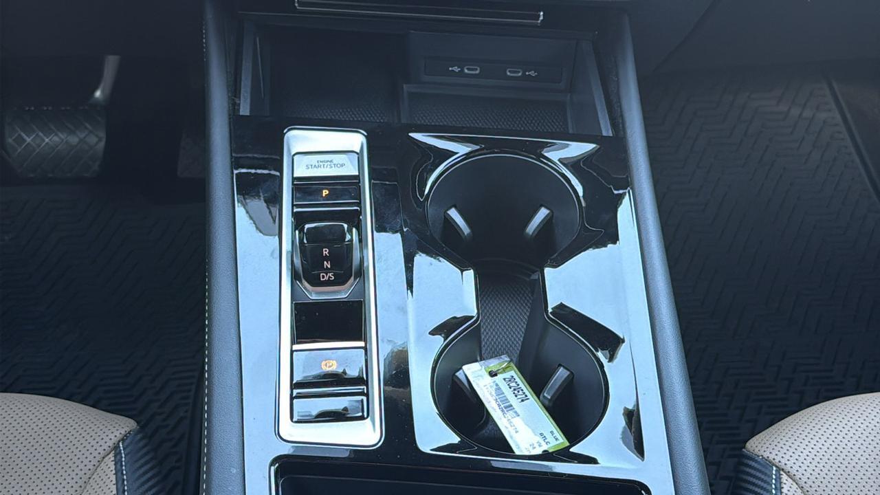 2024 Volkswagen Atlas Cross Sport 2.0T SE w/Tech New Braunfels TX