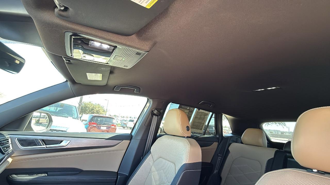 2024 Volkswagen Atlas Cross Sport 2.0T SE w/Tech New Braunfels TX