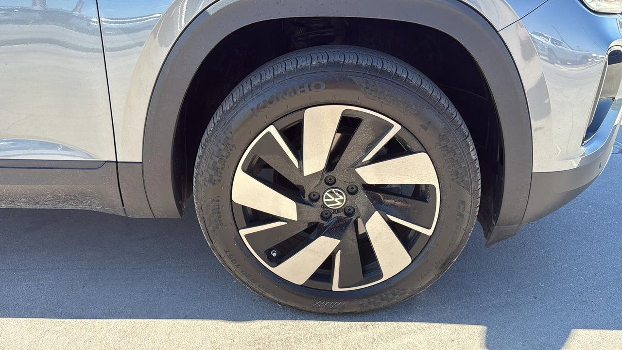 2024 Volkswagen Atlas Cross Sport 2.0T SE w/Tech New Braunfels TX