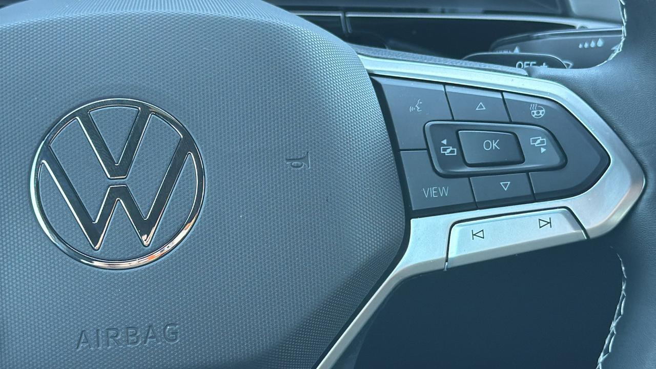 2024 Volkswagen Atlas Cross Sport 2.0T SE w/Tech New Braunfels TX