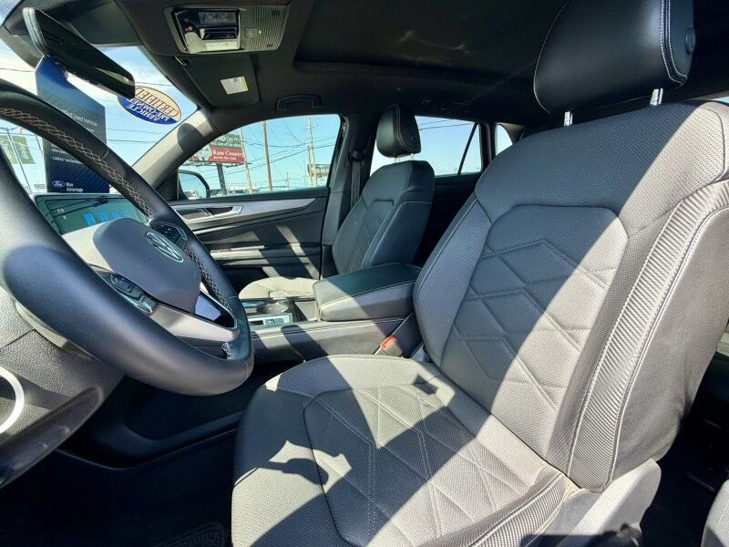 2024 Volkswagen Atlas Cross Sport 2.0T SE w/Technology Del Rio TX