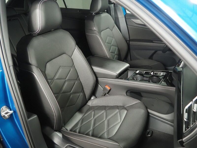 2024 Volkswagen Atlas Cross Sport 2.0T SE w/Technology *ADAPTIVE CRUISE, DIGITAL COCKPIT, SAFETY ALERTS, BACKUP-CAMERA, CLIMATE SEATS, HEATED STEERING, POWER LIFTGATE, REMOTE START, 20 INCH ALLOYS, APPLE CARPLAY Round Rock TX