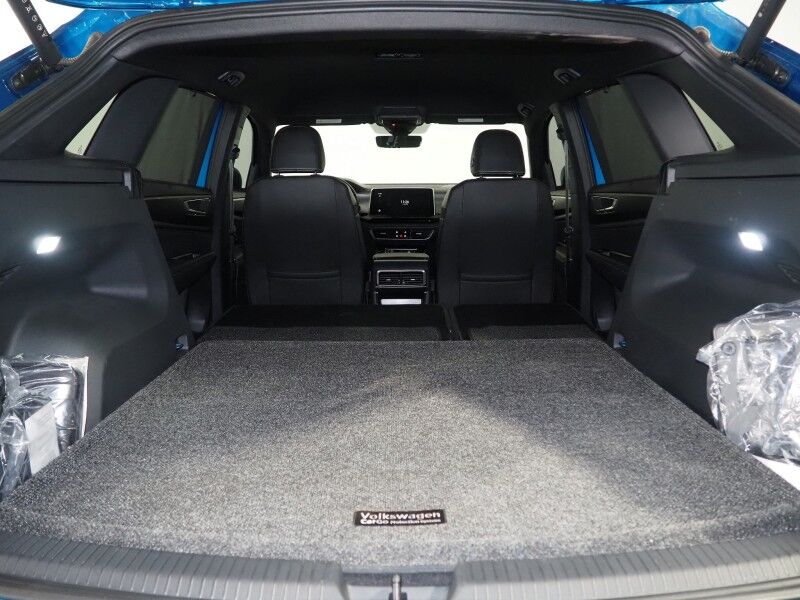 2024 Volkswagen Atlas Cross Sport 2.0T SE w/Technology *ADAPTIVE CRUISE, DIGITAL COCKPIT, SAFETY ALERTS, BACKUP-CAMERA, CLIMATE SEATS, HEATED STEERING, POWER LIFTGATE, REMOTE START, 20 INCH ALLOYS, APPLE CARPLAY Round Rock TX