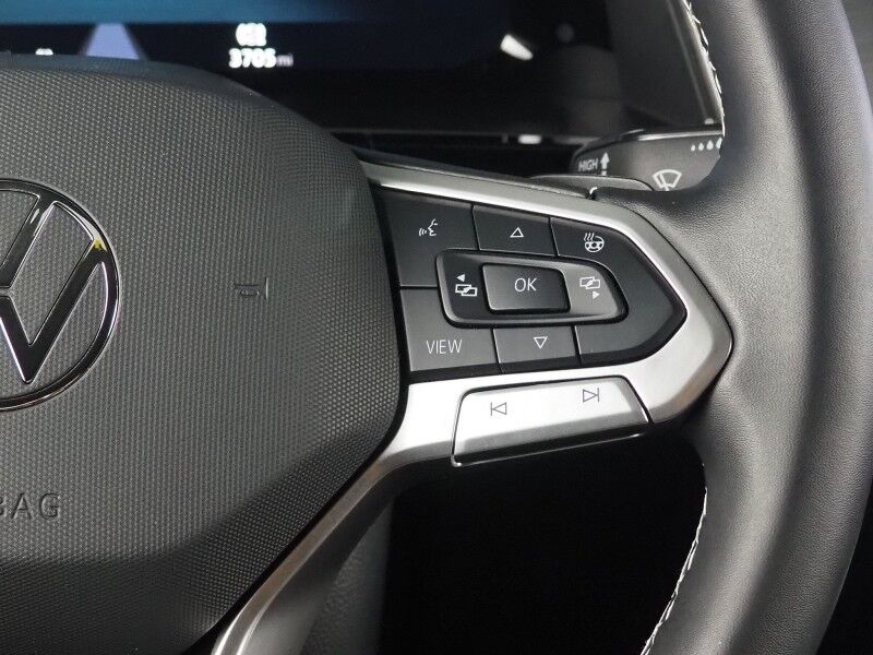 2024 Volkswagen Atlas Cross Sport 2.0T SE w/Technology *ADAPTIVE CRUISE, DIGITAL COCKPIT, SAFETY ALERTS, BACKUP-CAMERA, CLIMATE SEATS, HEATED STEERING, POWER LIFTGATE, REMOTE START, 20 INCH ALLOYS, APPLE CARPLAY Round Rock TX