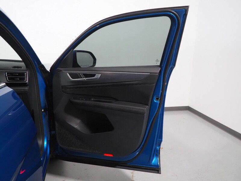 2024 Volkswagen Atlas Cross Sport 2.0T SE w/Technology *ADAPTIVE CRUISE, DIGITAL COCKPIT, SAFETY ALERTS, BACKUP-CAMERA, CLIMATE SEATS, HEATED STEERING, POWER LIFTGATE, REMOTE START, 20 INCH ALLOYS, APPLE CARPLAY Round Rock TX