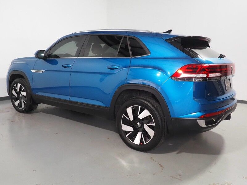 2024 Volkswagen Atlas Cross Sport 2.0T SE w/Technology *ADAPTIVE CRUISE, DIGITAL COCKPIT, SAFETY ALERTS, BACKUP-CAMERA, CLIMATE SEATS, HEATED STEERING, POWER LIFTGATE, REMOTE START, 20 INCH ALLOYS, APPLE CARPLAY Round Rock TX
