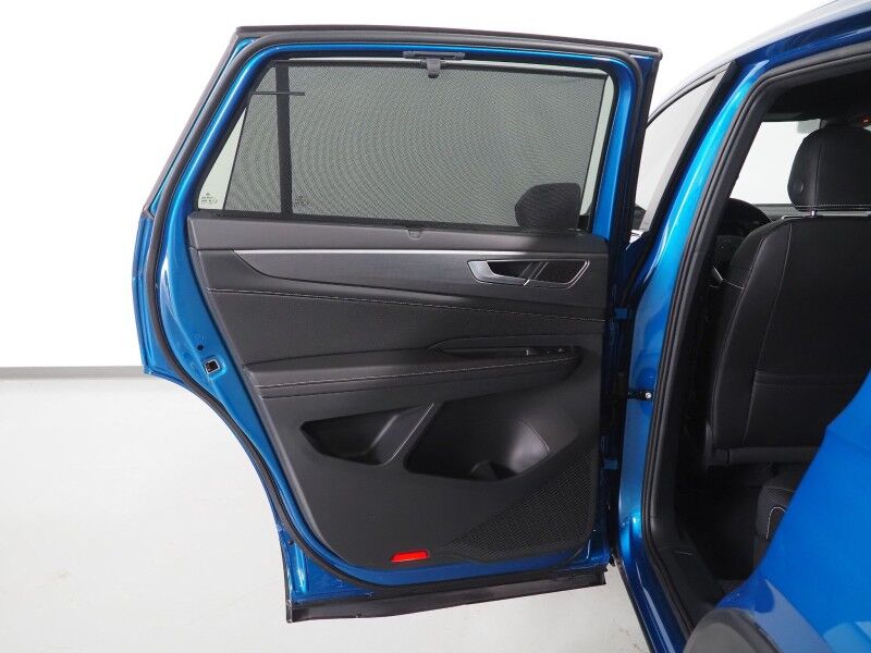 2024 Volkswagen Atlas Cross Sport 2.0T SE w/Technology *ADAPTIVE CRUISE, DIGITAL COCKPIT, SAFETY ALERTS, BACKUP-CAMERA, CLIMATE SEATS, HEATED STEERING, POWER LIFTGATE, REMOTE START, 20 INCH ALLOYS, APPLE CARPLAY Round Rock TX