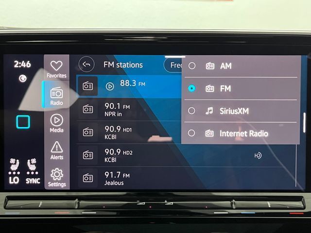 2024 Volkswagen Atlas Cross Sport 2.0T SE w/Technology Carrollton TX