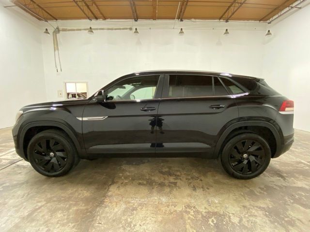 2024 Volkswagen Atlas Cross Sport 2.0T SE w/Technology