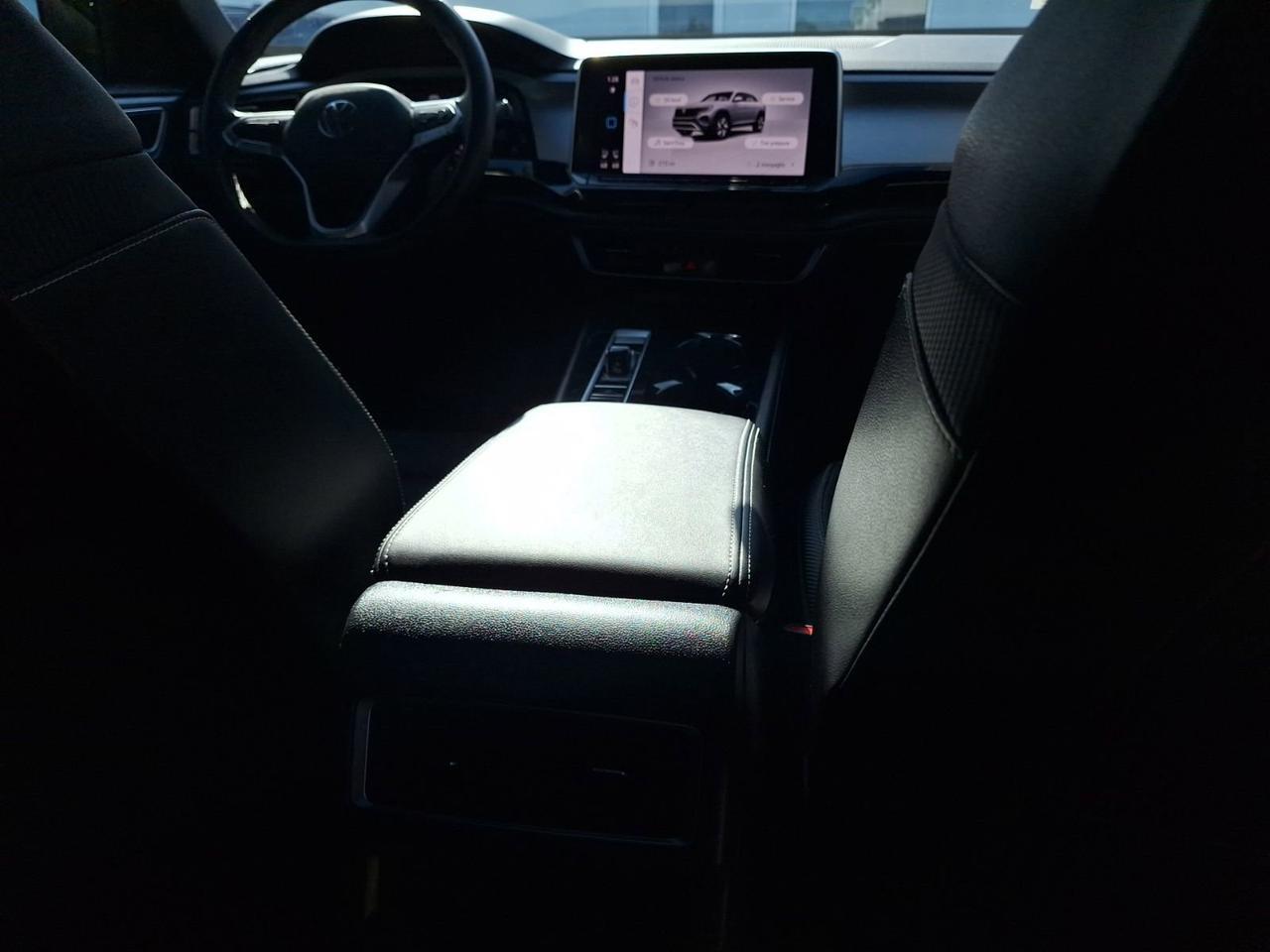 2024 Volkswagen Atlas Cross Sport 2.0T SE w/Technology Hurst TX