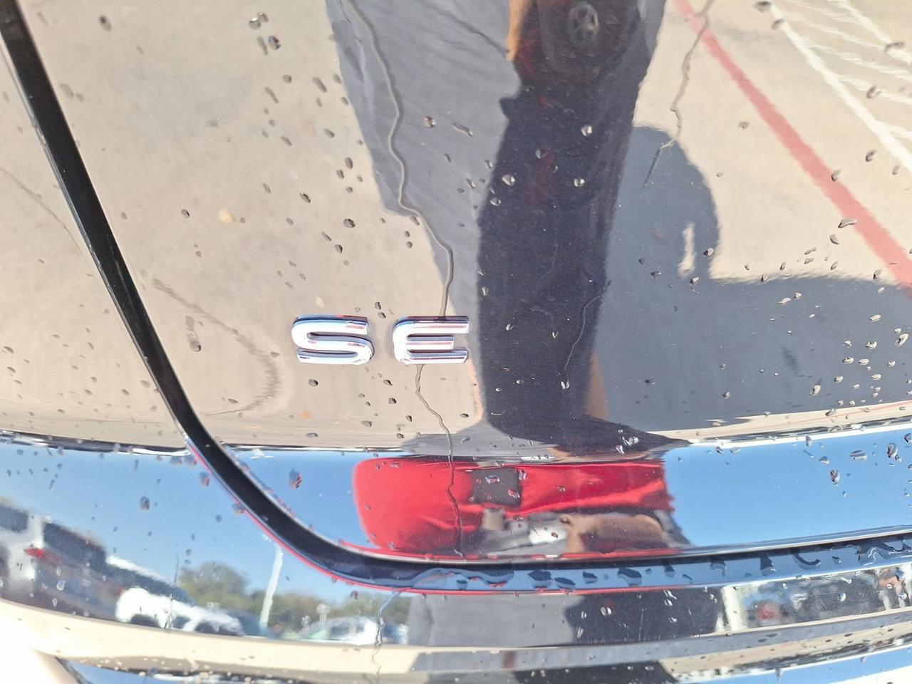 2024 Volkswagen Atlas Cross Sport 2.0T SE w/Technology Hurst TX