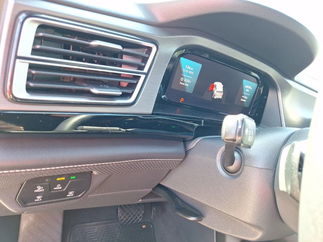 2024 Volkswagen Atlas Cross Sport 2.0T SE w/Technology Hurst TX