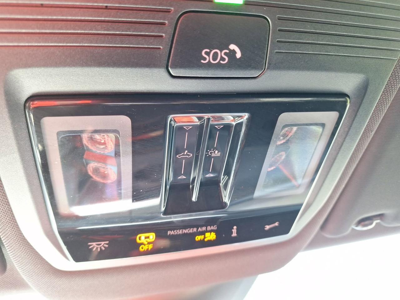 2024 Volkswagen Atlas Cross Sport 2.0T SE w/Technology Hurst TX